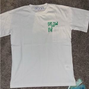 Off white front pocket shirt(white&green)